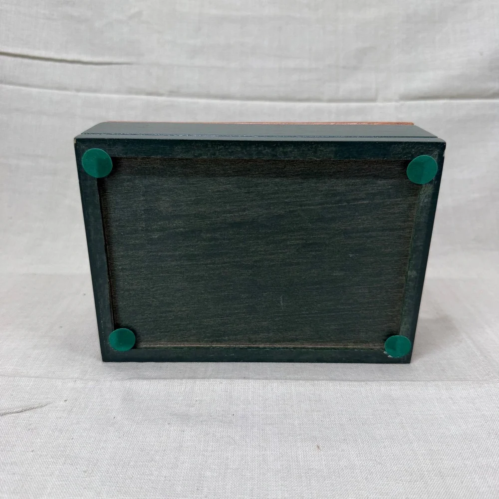 Unbranded interior includes